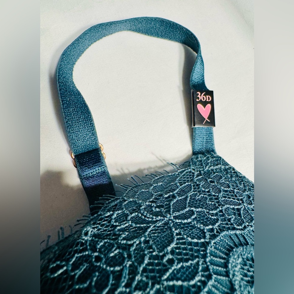 Victoria"s Secret 36D Dream Angels - Lace push-up bra - Midnight Jade - Picture 4 of 7